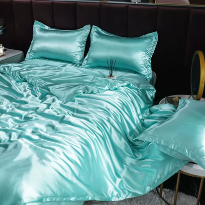 Indulge in Luxury: Ice Silk Satin Bedding Set with Pillowcases for a Dreamy Sleep Experience